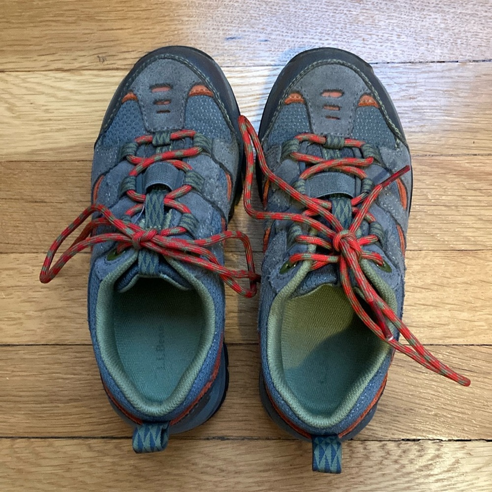 LL Bean kids hiking boots size 1
